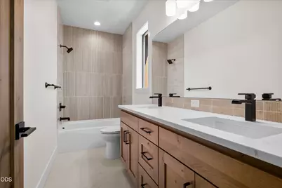 16621 SW Pinnacle Court, Powell Butte, OR 97753 - Photo 26