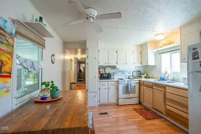 2252 Table Rock Road #SPC 107, Medford, OR 97501 - Photo 10