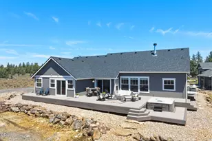 69550 Pine Ridge Dr, Sisters, OR 97759 - Photo 24