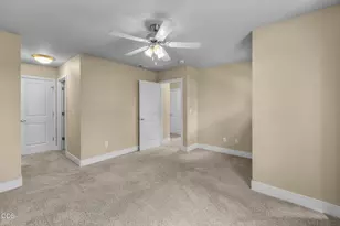 2337 NW Debron Ln, Bend, OR 97703 - Photo 14