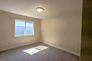 2337 NW Debron Ln, Bend, OR 97703 - Photo 14