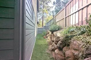 2337 NW Debron Ln, Bend, OR 97703 - Photo 24