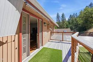 900 Rancho Vista Dr, Grants Pass, OR 97526 - Photo 32