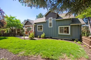 1940 NW Monterey Pines Dr NW, Bend, OR 97703 - Photo 4