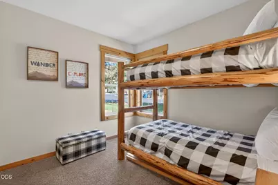 8778 Cliff Swallow Drive, Redmond, OR 97756 - Photo 18