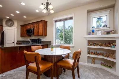 20768 NE Horizon Ridge Place, Bend, OR 97701 - Photo 14
