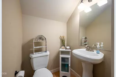 20768 NE Horizon Ridge Place, Bend, OR 97701 - Photo 10