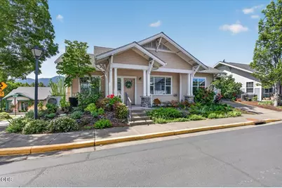 846 Stony Point, Ashland, OR 97520 - Photo 2