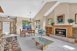 846 Stony Point, Ashland, OR 97520 - Photo 4