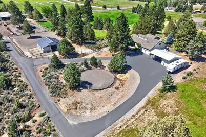 60376 Arnold Market, Bend, OR 97702 - Photo 2