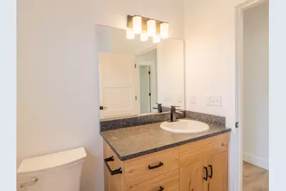 407 Selah Lane, Cave Junction, OR 97523 - Photo 16