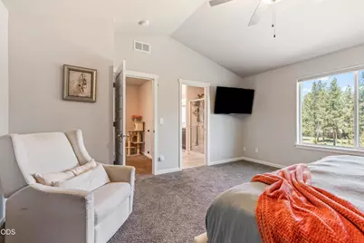 16504 Pine Creek Drive, La Pine, OR 97739 - Photo 14