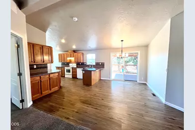 4647 SE Umatilla Loop, Prineville, OR 97754 - Photo 14