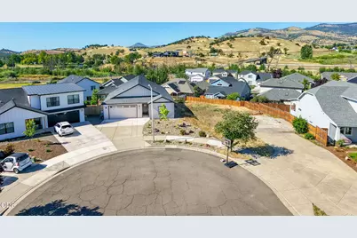 137 Willow Springs Drive, Talent, OR 97540 - Photo 52