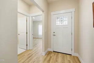137 Willow Springs Dr, Talent, OR 97540 - Photo 6