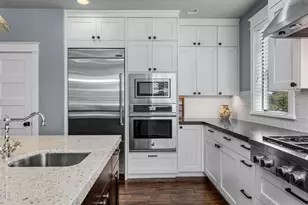 61525 Meeks Trail, Bend, OR 97702 - Photo 14