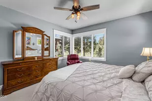 61525 Meeks Trail, Bend, OR 97702 - Photo 20