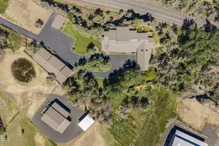 6900 NE 1st St, Redmond, OR 97756 - Photo 90