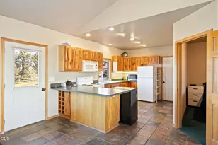6900 NE 1st St, Redmond, OR 97756 - Photo 110