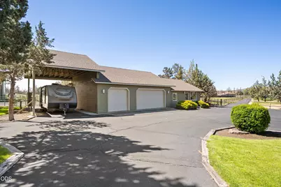 6900 NE 1st Street, Redmond, OR 97756 - Photo 72