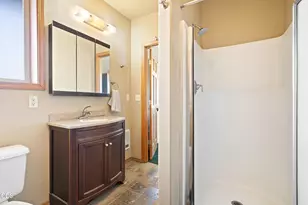 6900 NE 1st St, Redmond, OR 97756 - Photo 74