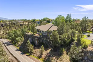 6900 NE 1st St, Redmond, OR 97756 - Photo 82