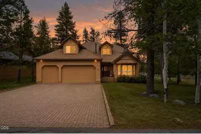 18004 Tan Oak Lane, Sunriver, OR 97707 - Photo 1
