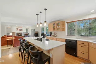 18004 Tan Oak Ln, Bend, OR 97707 - Photo 14