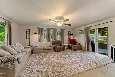 1120 SW Cottonwood Street, Grants Pass, OR 97526 - Photo 12