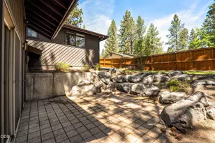 2204 NW Marken St, Bend, OR 97703 - Photo 40