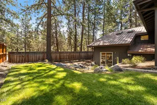2204 NW Marken St, Bend, OR 97703 - Photo 38