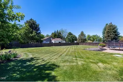 61211 Mount Vista Drive, Bend, OR 97702 - Photo 46