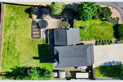 61211 Mount Vista Drive, Bend, OR 97702 - Photo 58