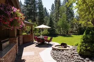 16969 Spring River Rd, Bend, OR 97707 - Photo 8