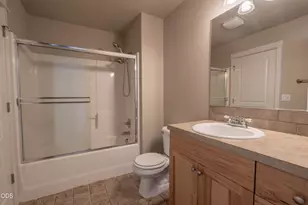 417 NW 27th St, Redmond, OR 97756 - Photo 14