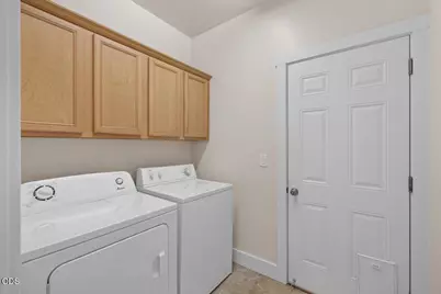 3880 Crystal Springs Drive, Medford, OR 97504 - Photo 20