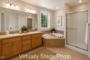 3880 Crystal Springs Dr, Medford, OR 97504 - Photo 20