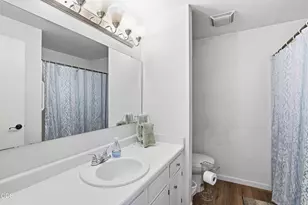 1741 Serenity Dr, Medford, OR 97504 - Photo 24