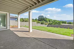 5615 Autumn Park Dr, Medford, OR 97504 - Photo 58