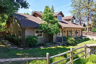 1025 Anglers Pl, Shady Cove, OR 97539 - Photo 46