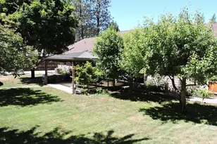 1025 Anglers Pl, Shady Cove, OR 97539 - Photo 44