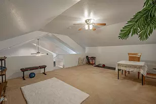 1025 Anglers Pl, Shady Cove, OR 97539 - Photo 12