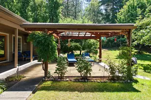 1025 Anglers Pl, Shady Cove, OR 97539 - Photo 4