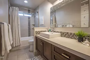 909 NW Delaware Ave, Bend, OR 97703 - Photo 26