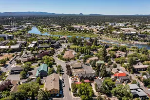 909 NW Delaware Ave, Bend, OR 97703 - Photo 2