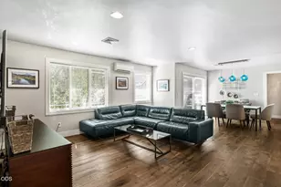 909 NW Delaware Ave, Bend, OR 97703 - Photo 18