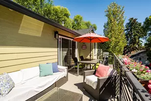 909 NW Delaware Ave, Bend, OR 97703 - Photo 24