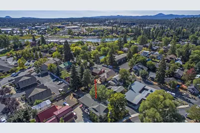 909 NW Delaware Avenue, Bend, OR 97703 - Photo 4