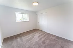 2025 Pine St, Florence, OR 97439 - Photo 16