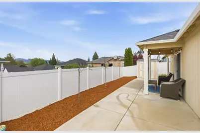 1922 Modena Lane, Medford, OR 97501 - Photo 20